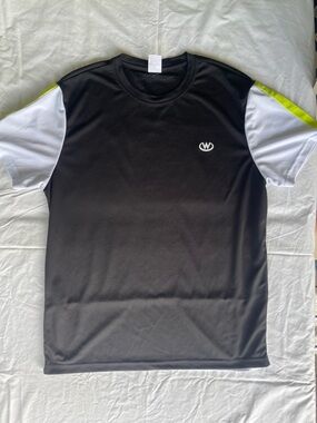 Jian Wang Mens Active Graphic T-Shirt Black White Neon Green Medium Fit XL Tag